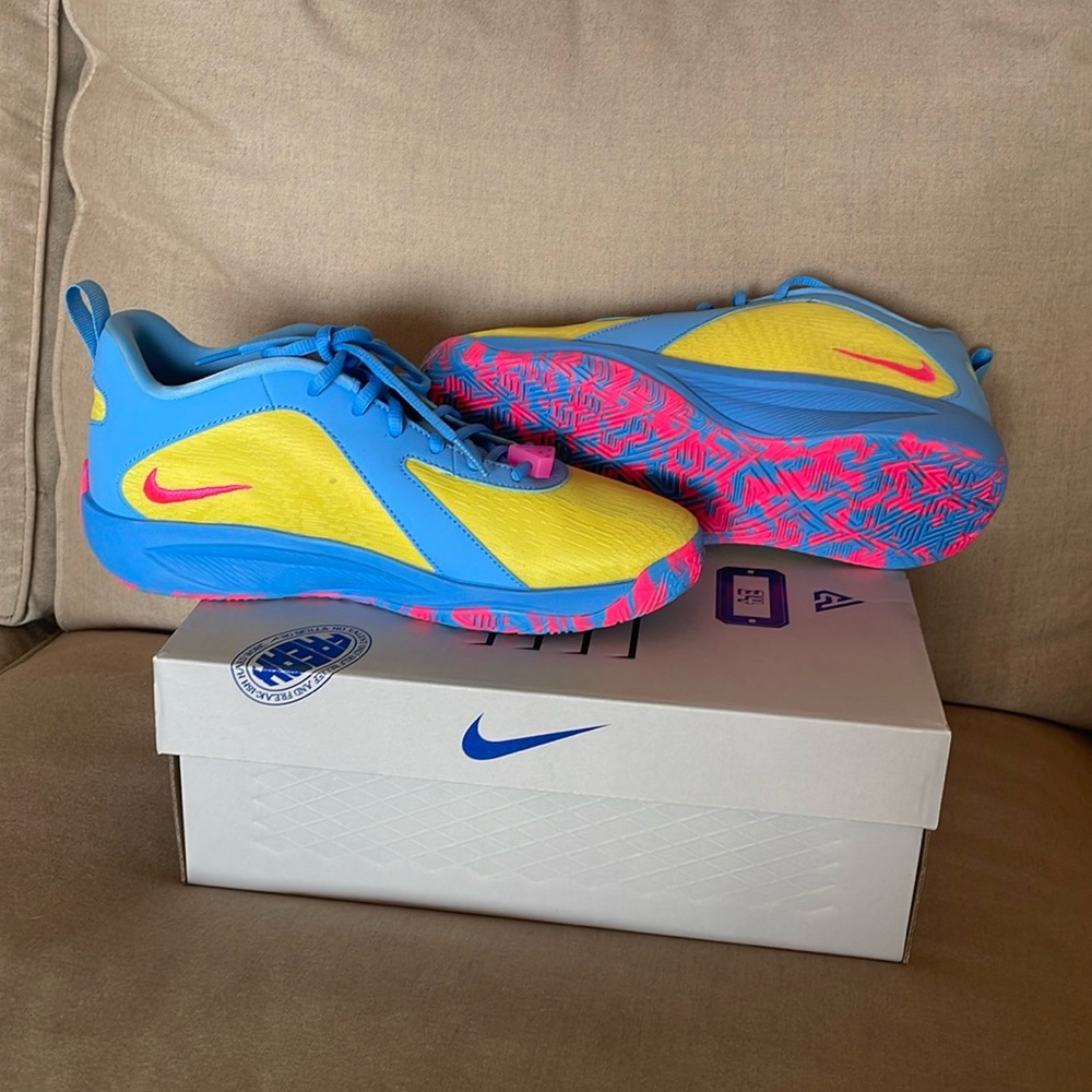 Brand new Nike Giannis Freak 6 NRG